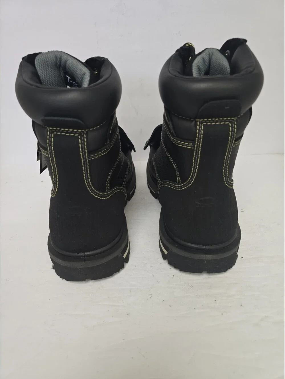 DAKOTA Men's 8